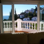 „Blick aus dem Wohnzimmer der Casa Patricia in Nerja mit Meerblick